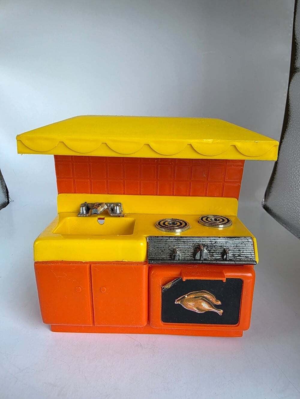 Vintage Remco Miniature Kitchen Heidi and Jan Toy